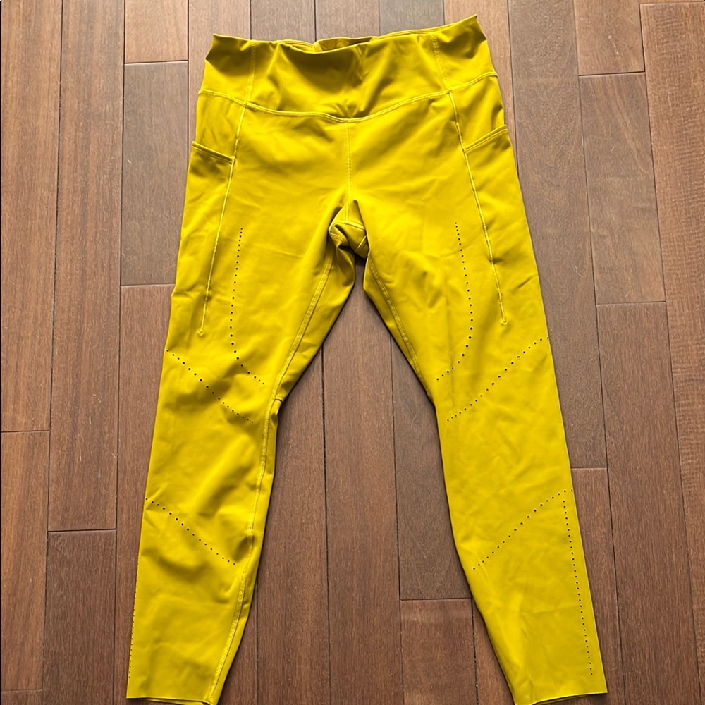 Brooks Gold Leggings